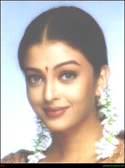 BabeStop - World's Largest Babe Site - aishwarya_rai013.jpg