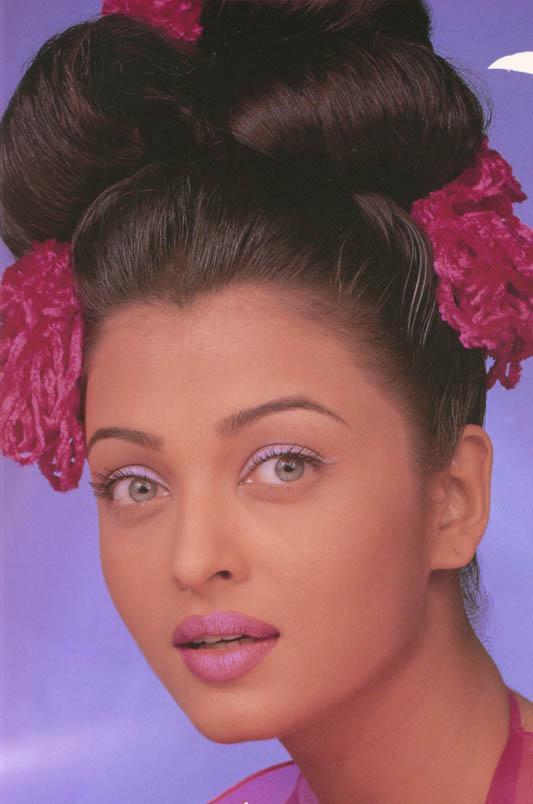 BabeStop - World's Largest Babe Site - aishwarya_rai058.jpg
