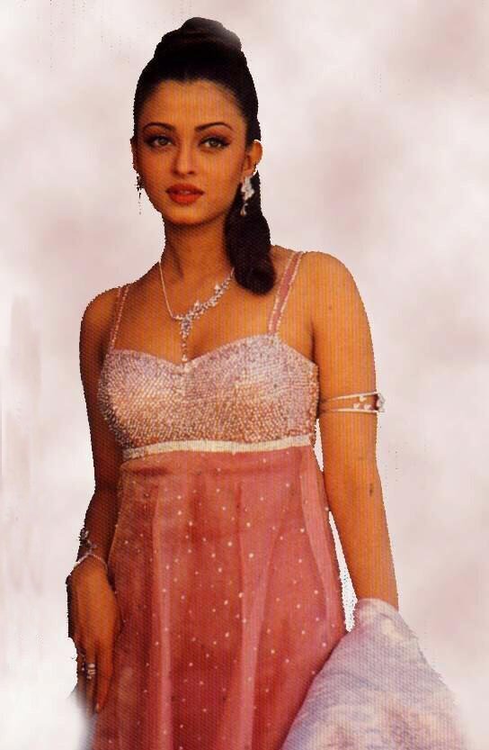 BabeStop - World's Largest Babe Site - aishwarya_rai065.jpg