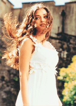 BabeStop - World's Largest Babe Site - aishwarya_rai084.jpg