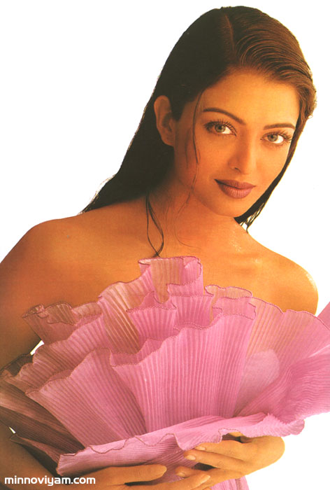 BabeStop - World's Largest Babe Site - aishwarya_rai105.jpg