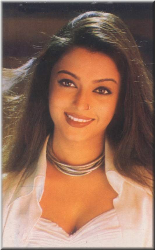BabeStop - World's Largest Babe Site - aishwarya_rai121.jpg