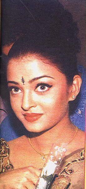 BabeStop - World's Largest Babe Site - aishwarya_rai141.jpg